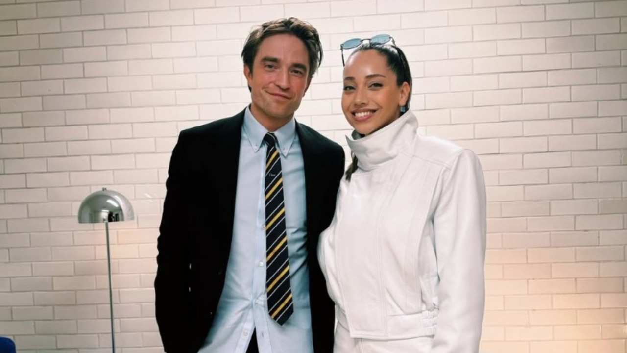 Özge Özacar, Robert Pattinson ile buluştu