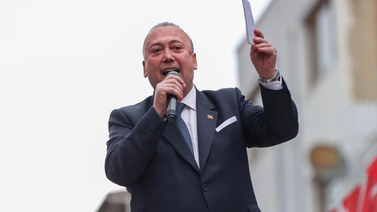 Özkan Yalım CHP'den ihraç edildi