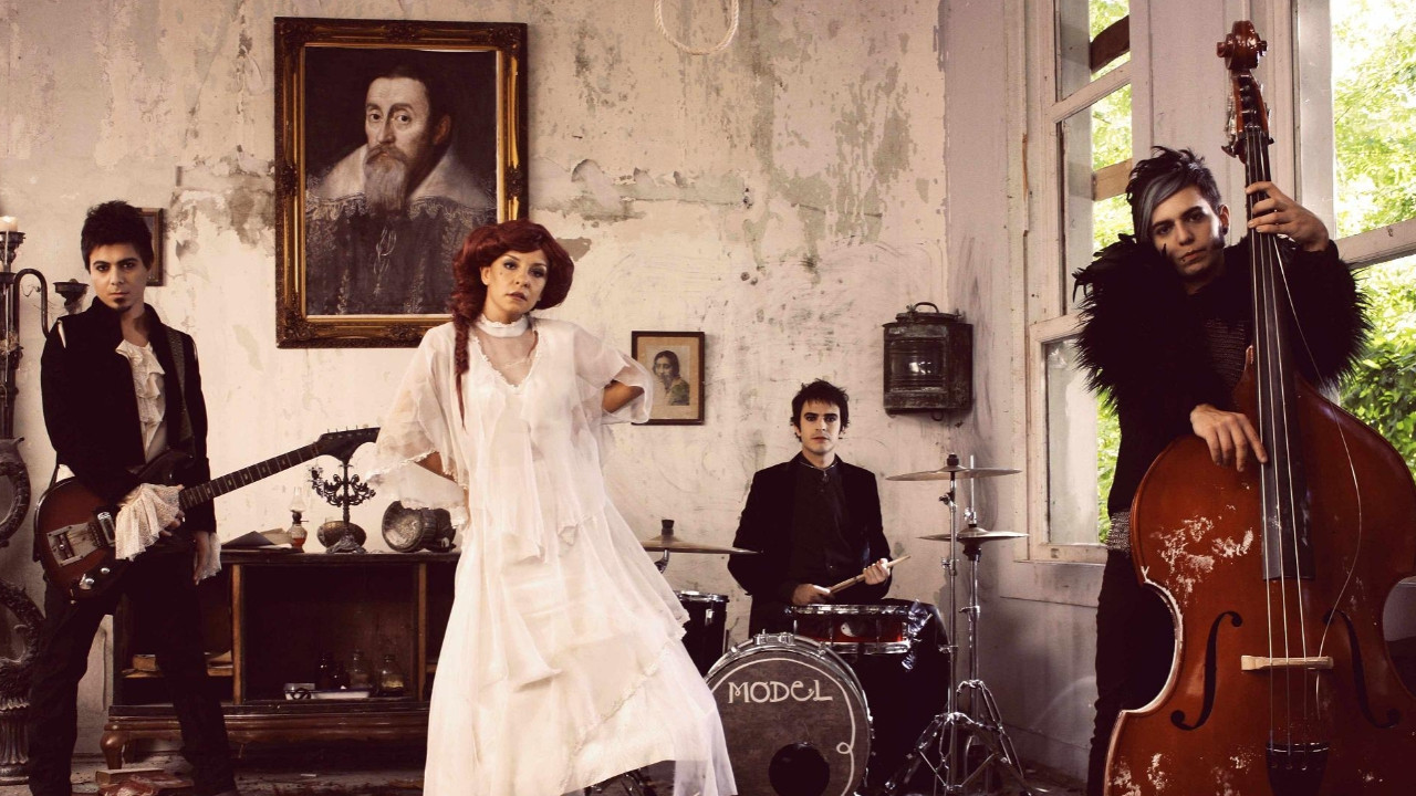 10 yıl sonra geri döndüler: Model grubu dağılma nedenini ilk kez açıkladı