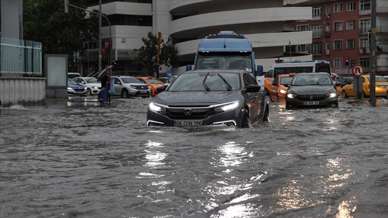 Ankara Valiliği’nden kuvvetli sağanak uyarısı