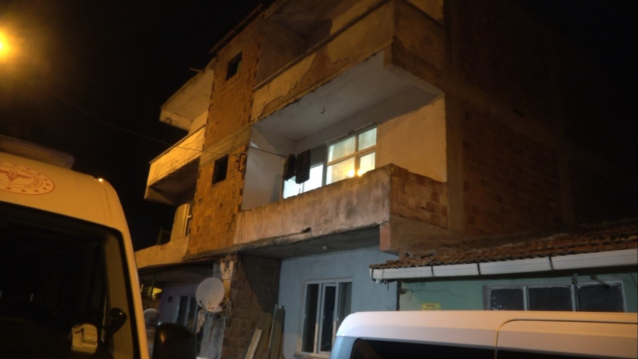 Balkondan eve girip tüfekle öldürdü