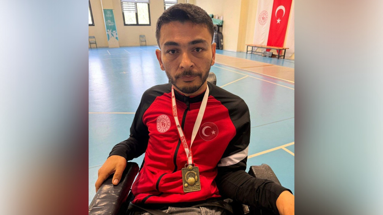 Evden çıkmayan Yücel’in hayatı değişti: Türkiye şampiyonu oldu