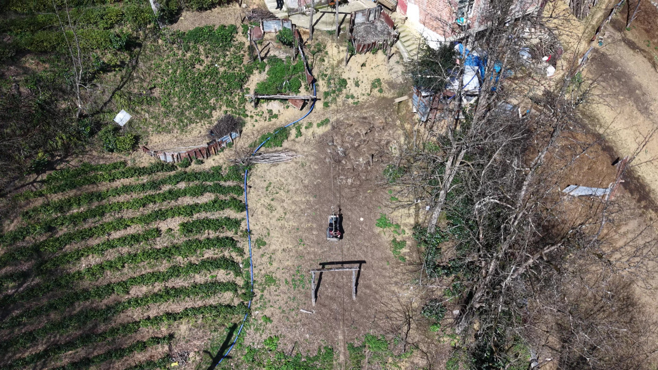 Evine gidebilmek için ölümü göze alıyor