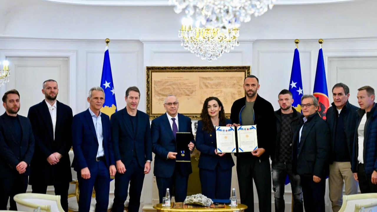 Kosova Milli Takımı’na Cumhurbaşkanlığı Liyakat Madalyası