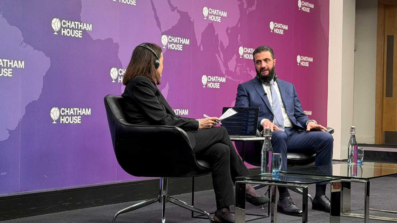 Şara’dan İran’a suçlamalar: Yüz binlerce insan öldürüldü