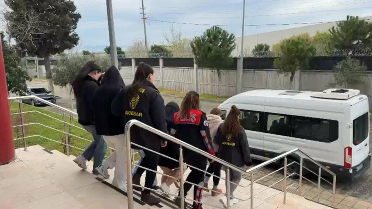 2 ay izlendiler, operasyonla yakalandılar: 3 tutuklama