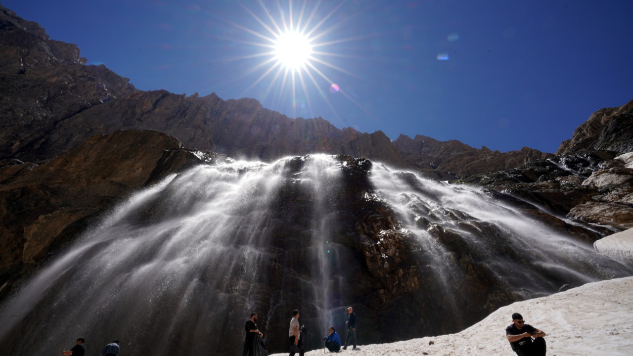 20 bin yıllık doğa harikası yok oluyor: Özel yasa çıkarılmalı