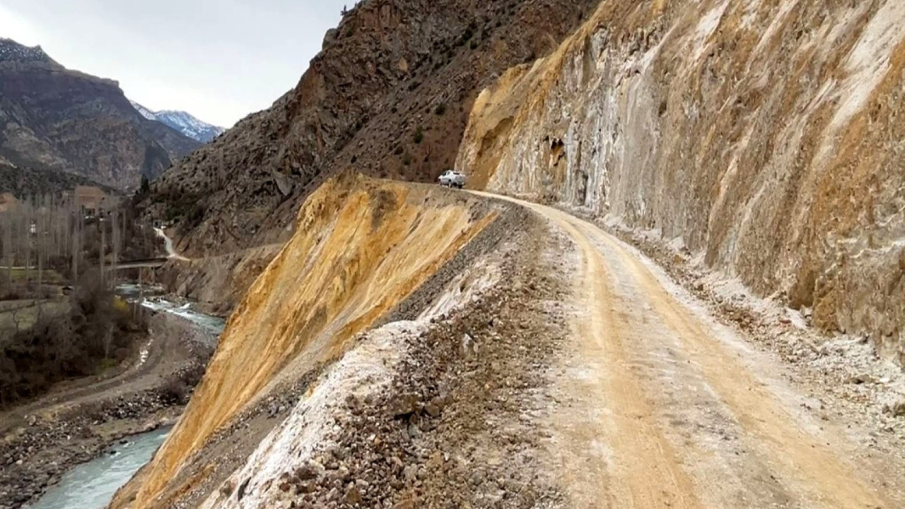 Artvin’de şoförlük değil adeta cesaret testi yapıyorlar