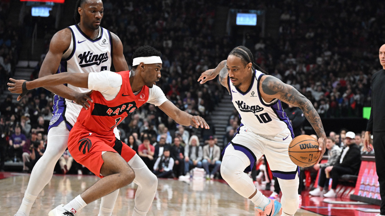 DeRozan'ın tarihi performansı, Kings'i sürpriz zafere taşıdı
