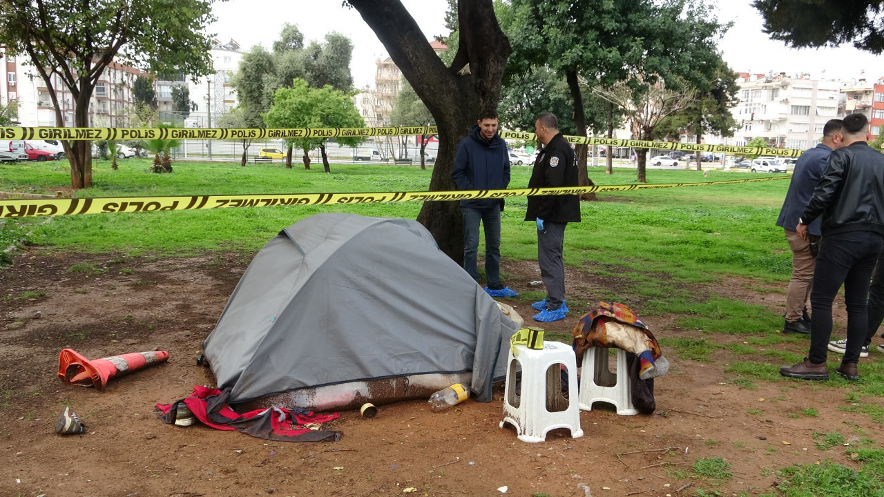 Parka kurduğu çadırda ölü bulundu