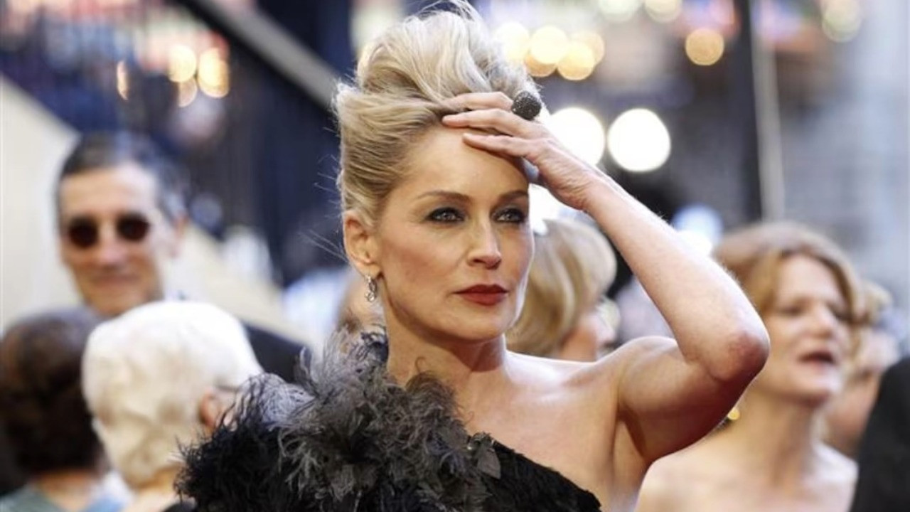 Sharon Stone, Hollywood’un en iyi öpüşenini açıkladı