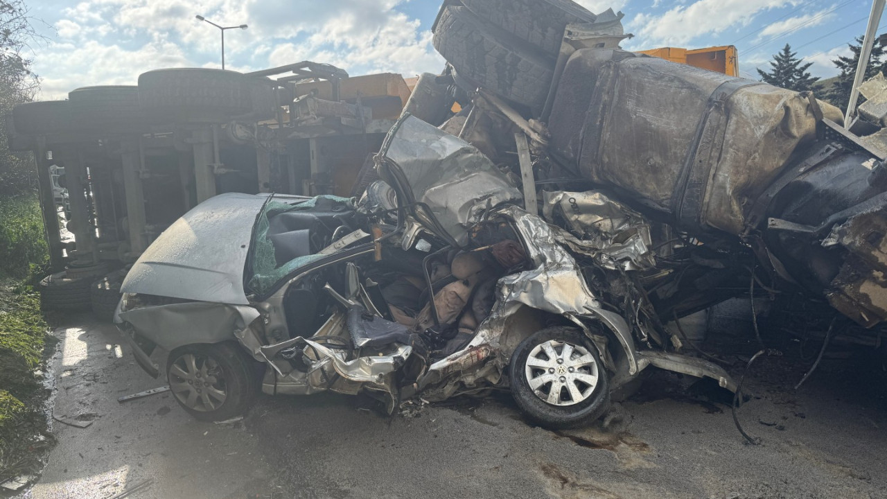 Zincirleme facia: 2 ölü