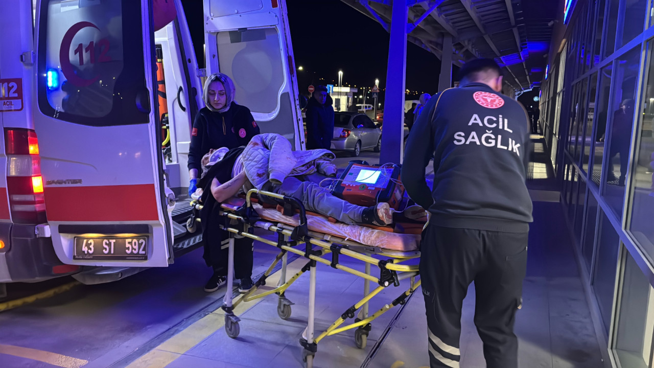 İş hanında kanlı kavga: 2 kişi ağır yaralandı