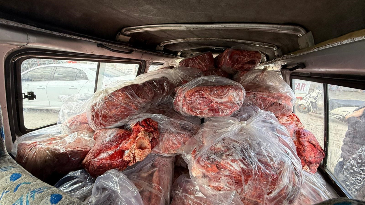 Vatandaşa yedireceklerdi: 1.5 ton imha edildi