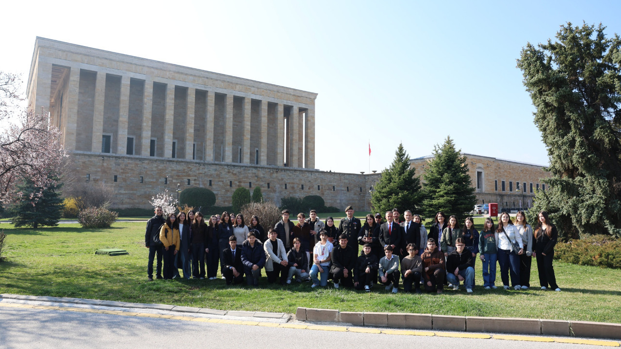 Yürüyen Köşk’ün çınarı Anıtkabir’de kök saldı