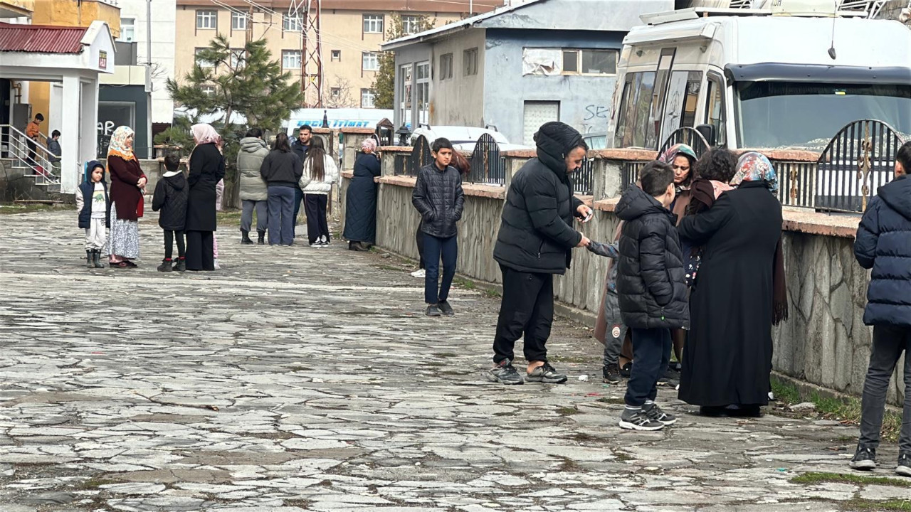Van'da 5,2 büyüklüğünde deprem