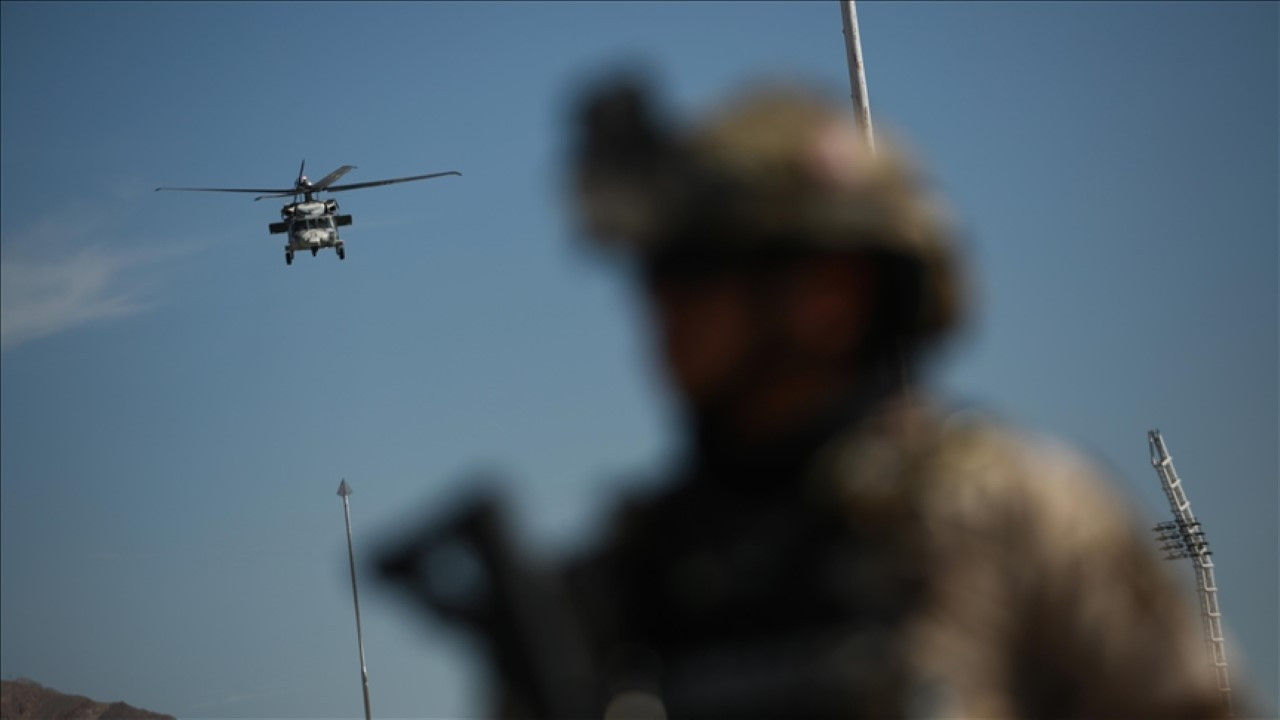 ABD, 4 helikopterini imha etti