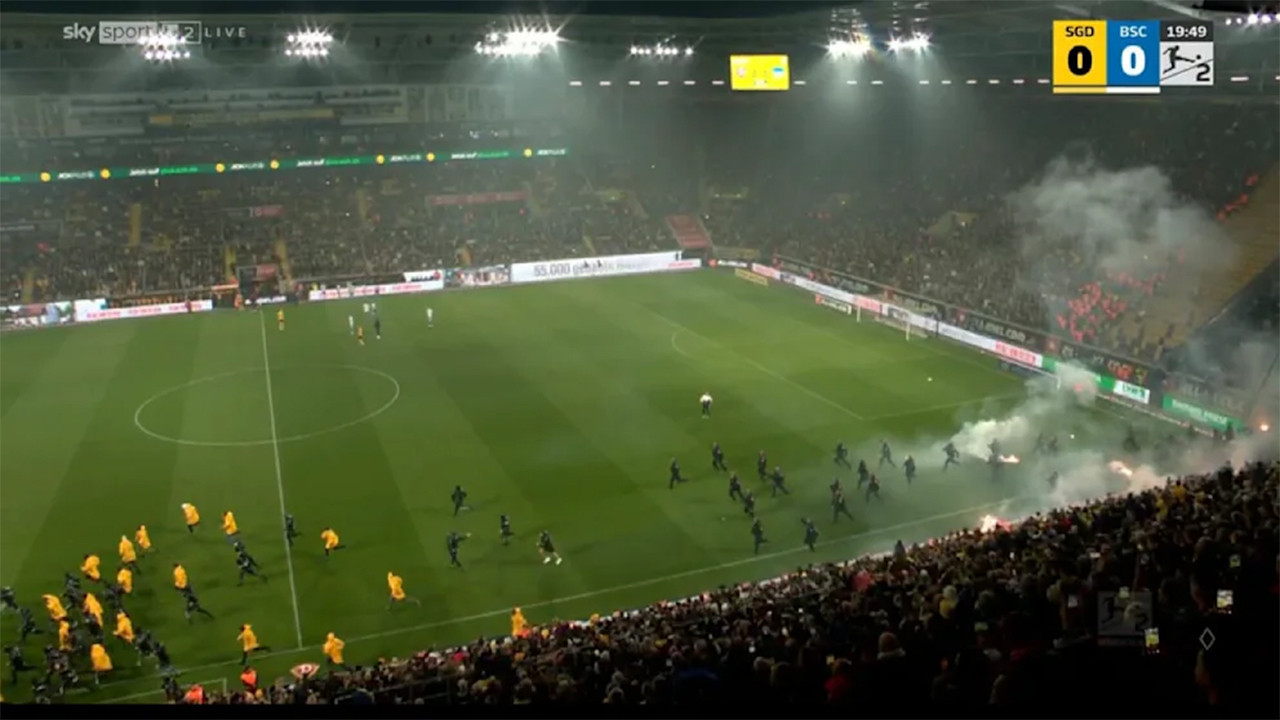 Dinamo Dresden-Hertha Berlin maçında meydan savaşı çıktı!