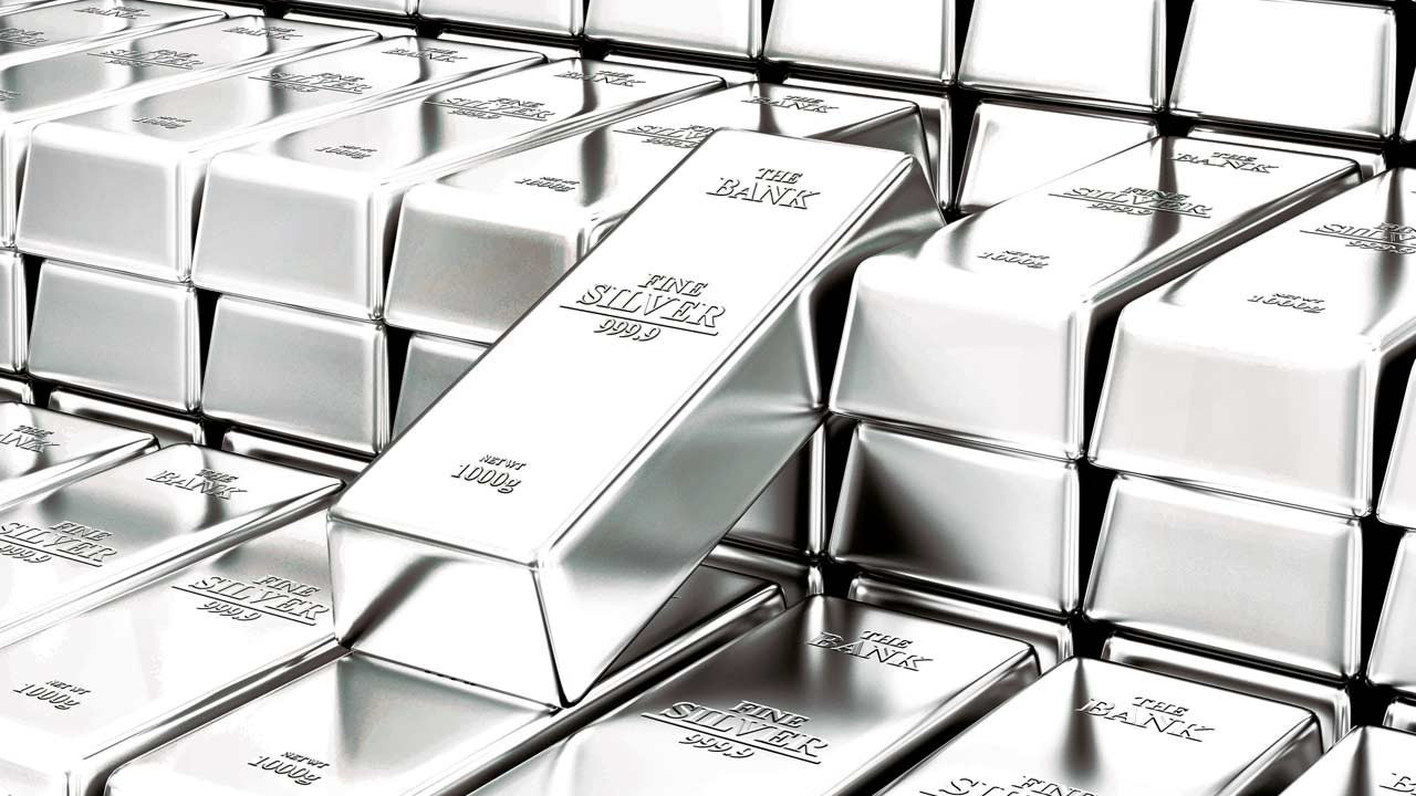 Gümüş fonlarına savaş darbesi