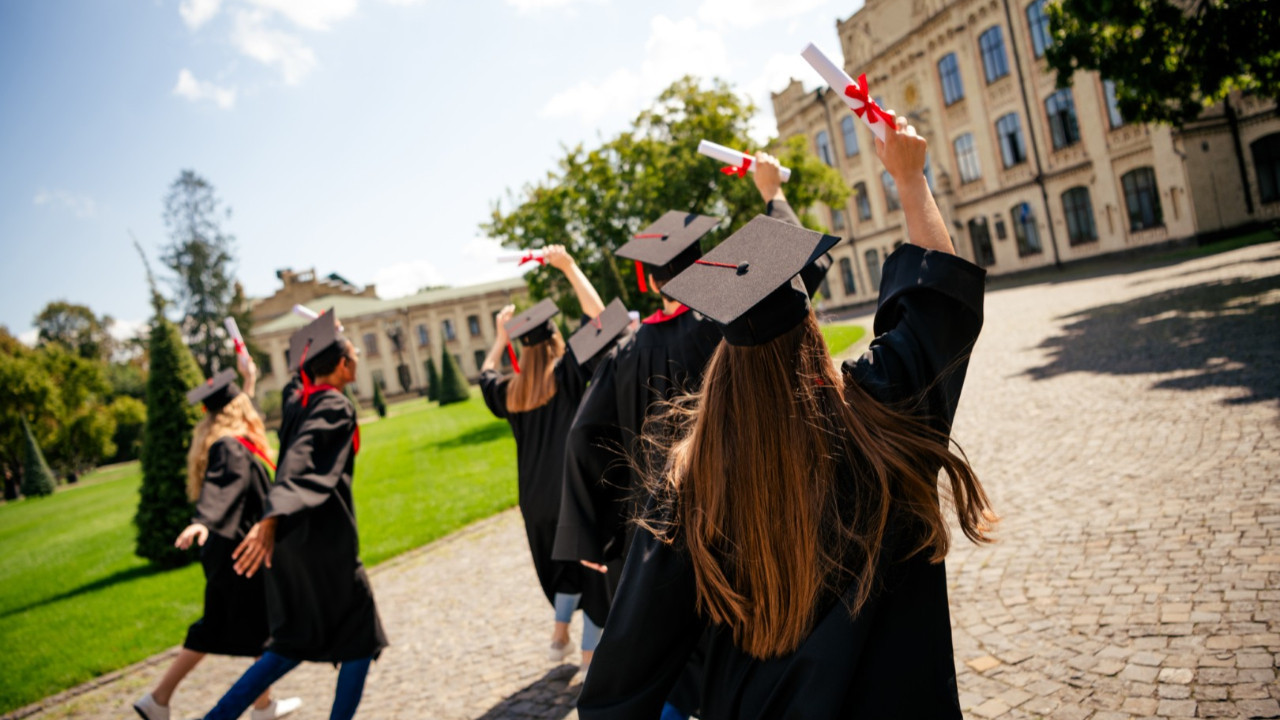 MEB'den yabancı okullar adımı: Türk öğrenciler aranıyor