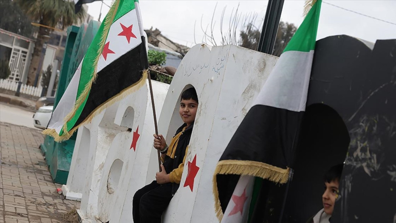 Suriye'de Kürtler için vatandaşlık başvuruları başladı