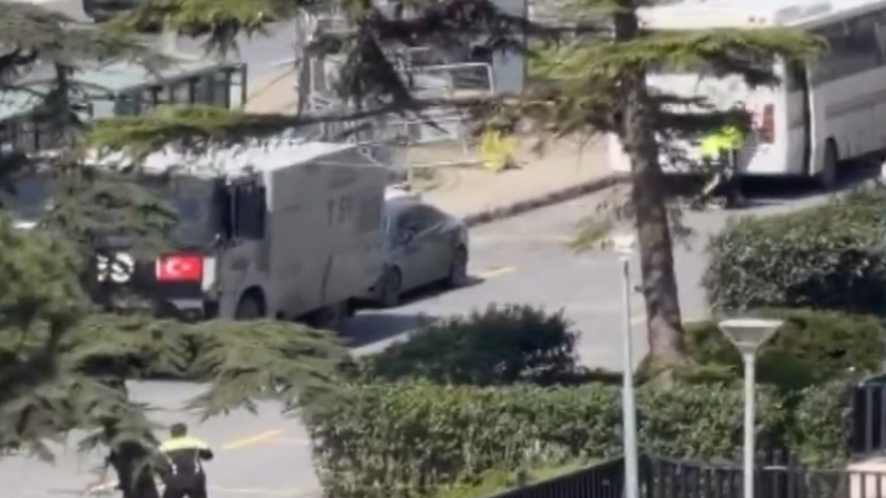 İsrail konsolosluğu önünde çatışma