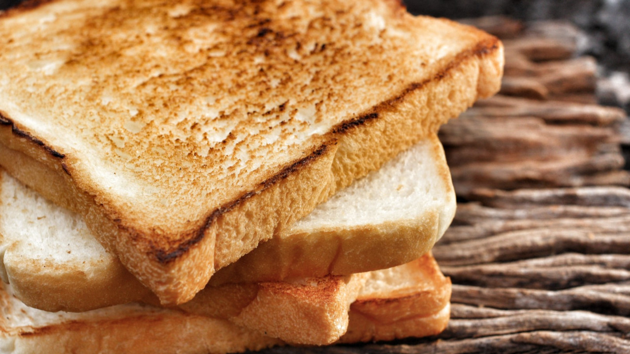 Kızartıldığında daha az kanserojen olan ekmek üretildi