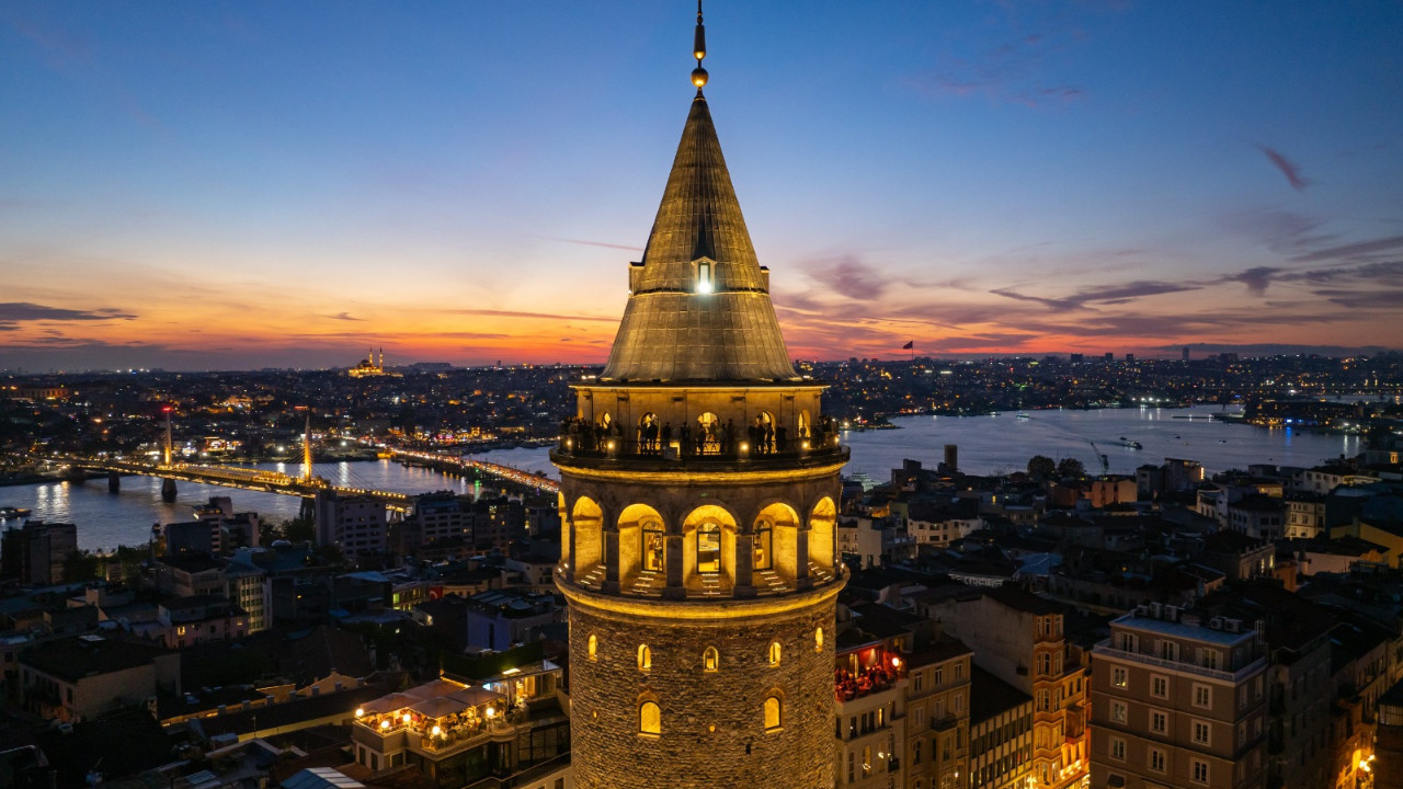 Hazine, belediye, banka... Birçok eser vakıflara devredildi