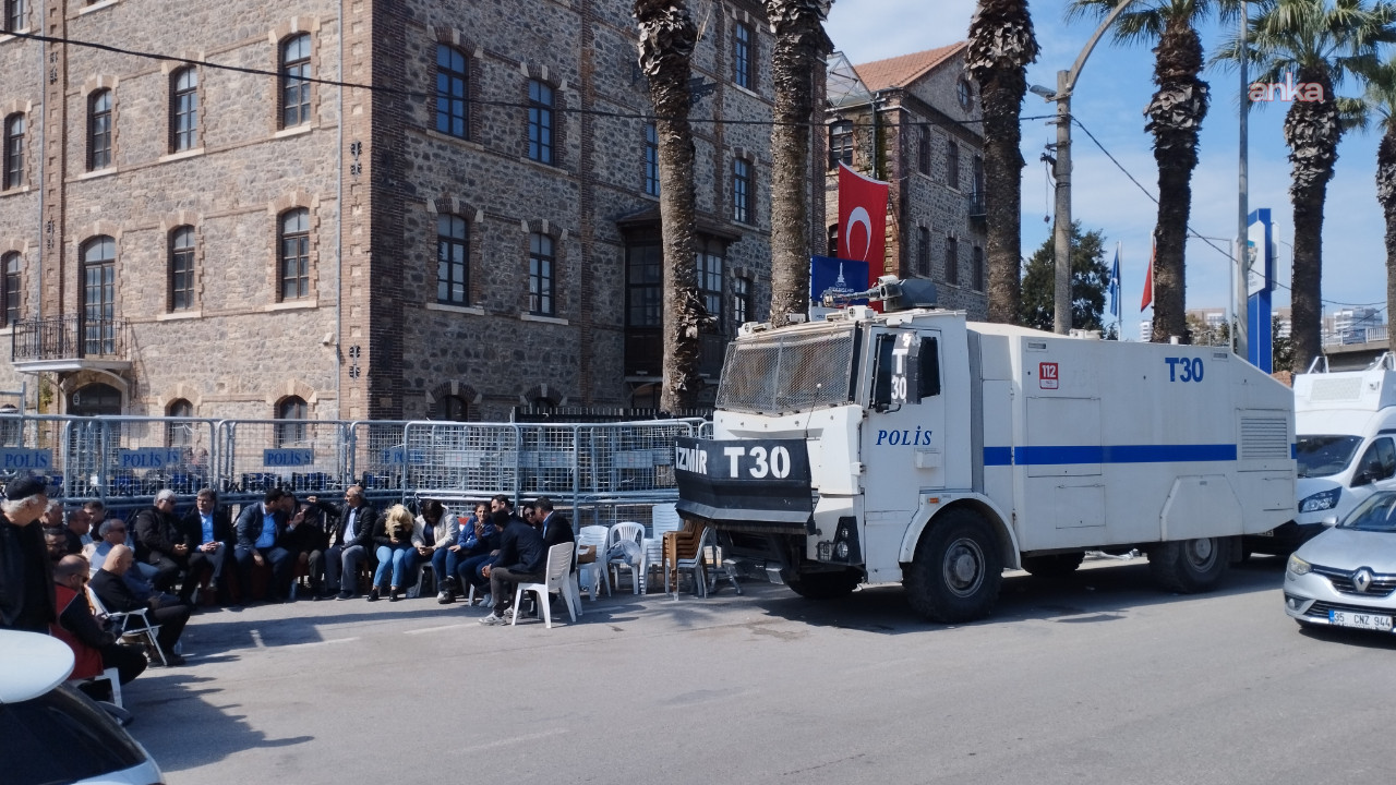 Meslek Fabrikası için eylem 3. gününde: Miting hazırlıkları başladı