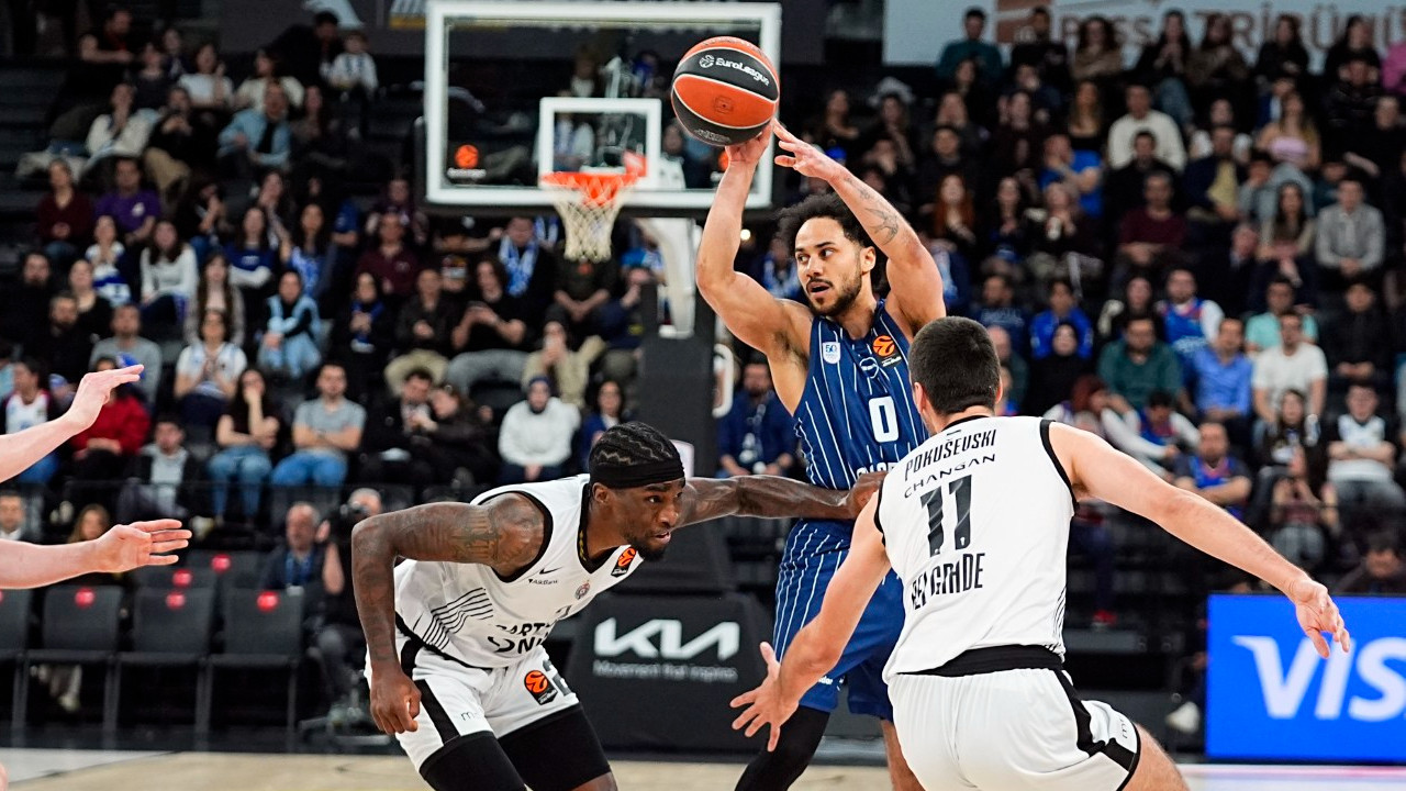 Shane Larkin, 145 gün sonra parkelere döndü