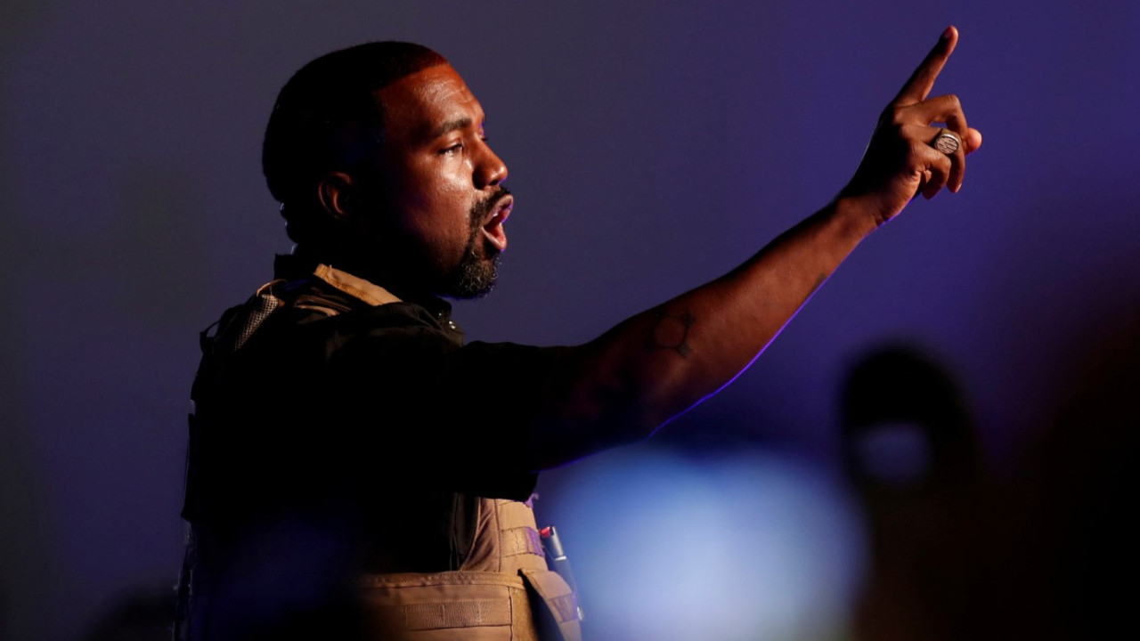 Ünlü rapçi ülkeye alınmadı, festival iptal edildi