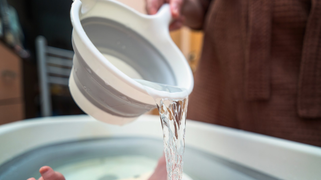 8 aylık bebek küvette boğulup can verdi