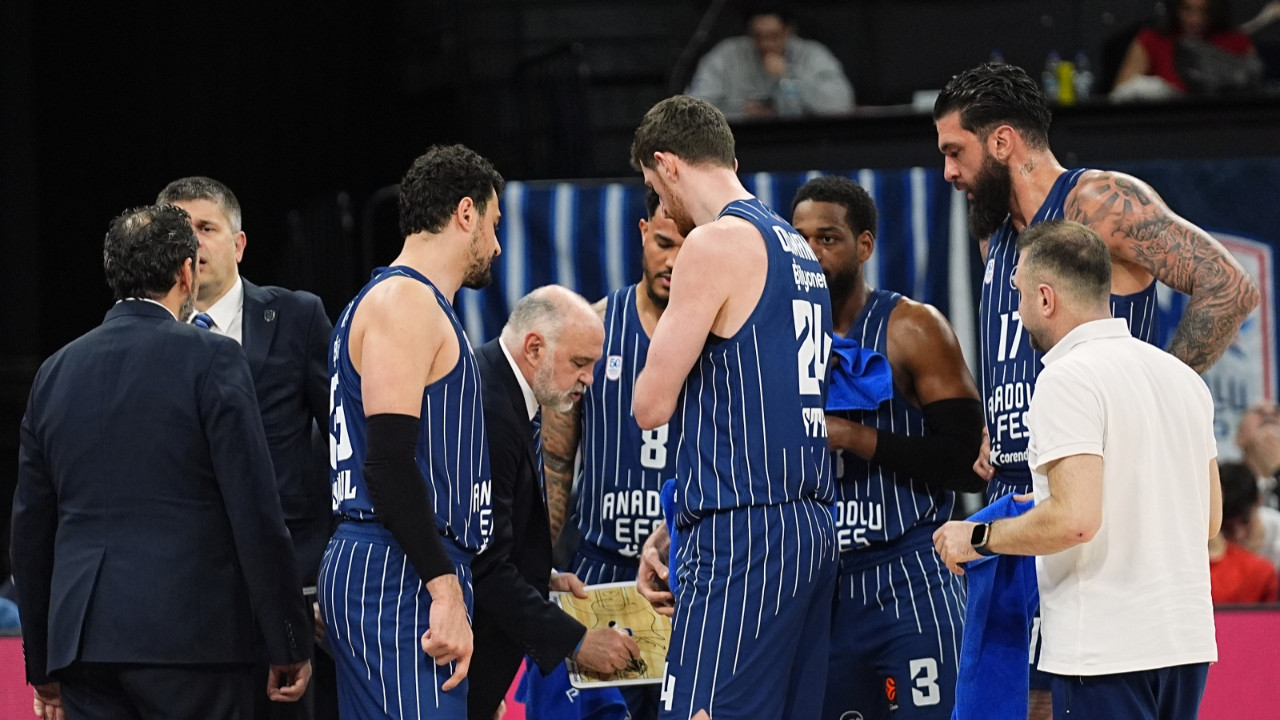 Anadolu Efes, 912. maçına Saraybosna'da çıkıyor