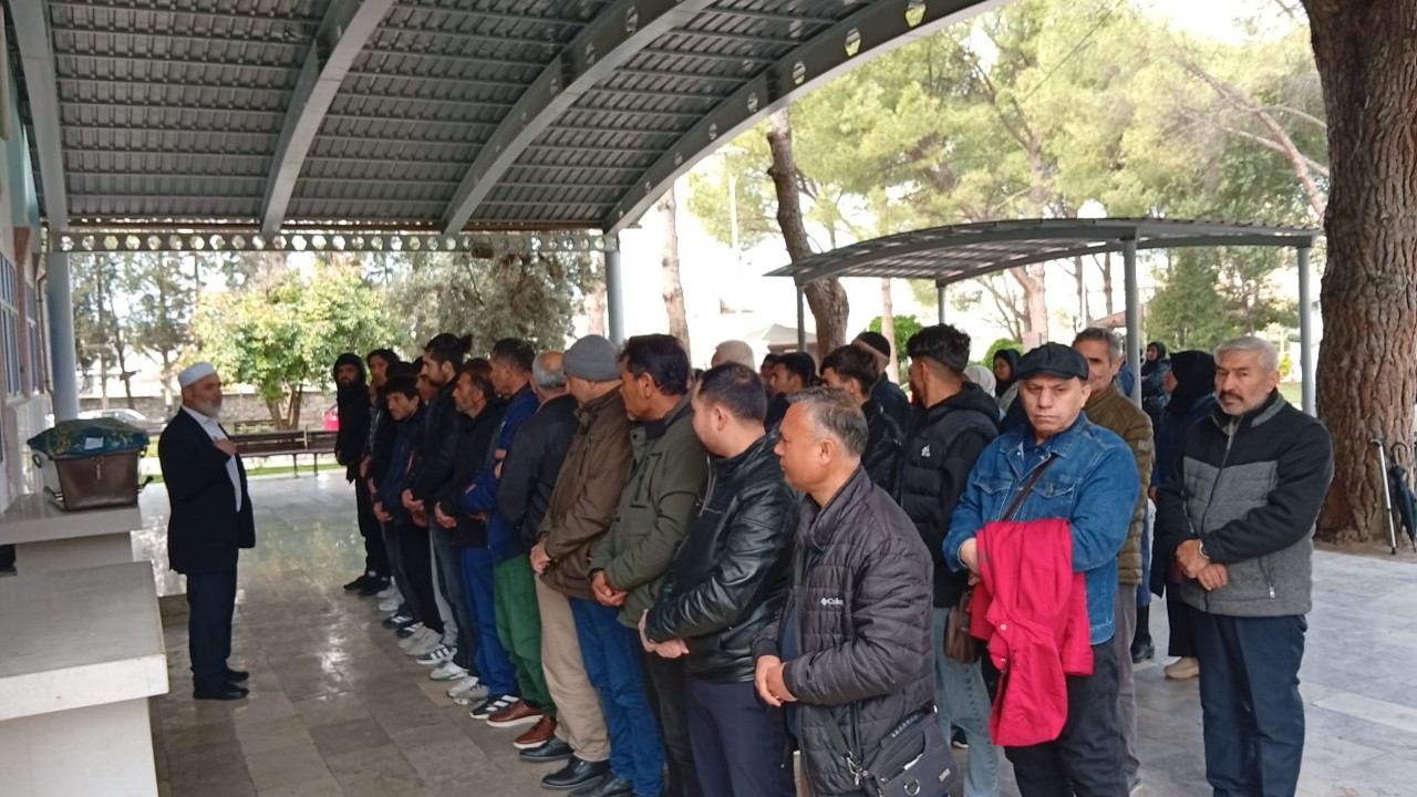 Bot faciasında hayatını kaybeden 5 yaşındaki çocuk toprağa verildi