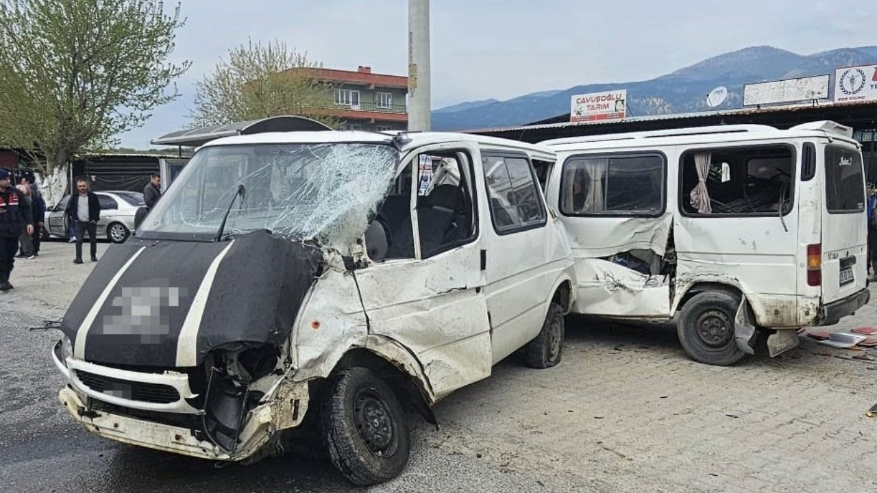 Zincirleme kazada ölü ve yaralılar var