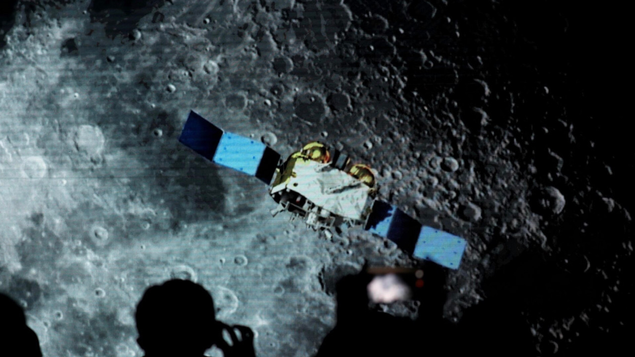 Ay yarışı kızıştı: Yılın ikinci yarısında gönderecekler