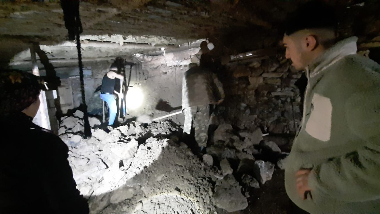 Sağanak nedeniyle ağıl çöktü: Hayvanlar öldü