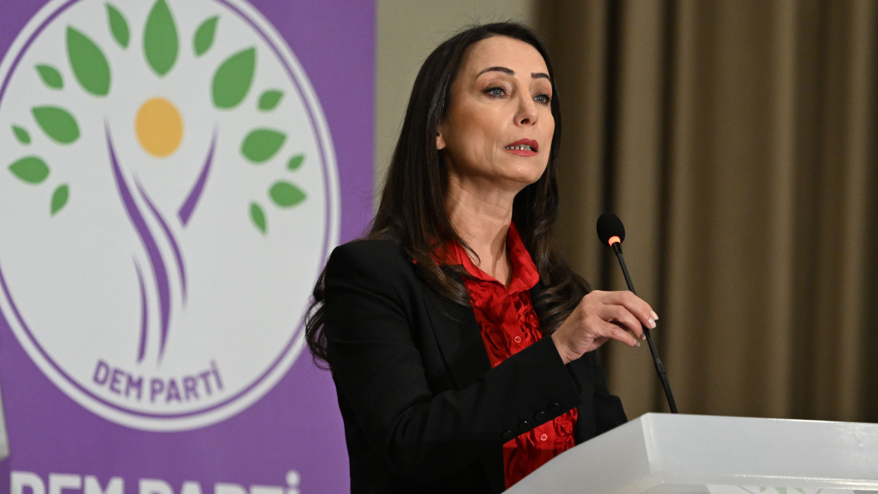 DEM'den Saray'a yanıt: Zamana yayan sizsiniz