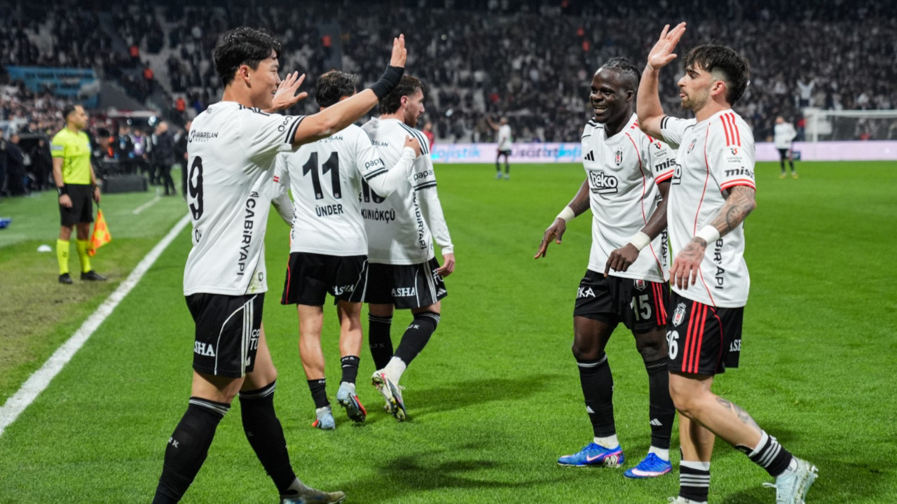 Dolmabahçe’de şov gecesi