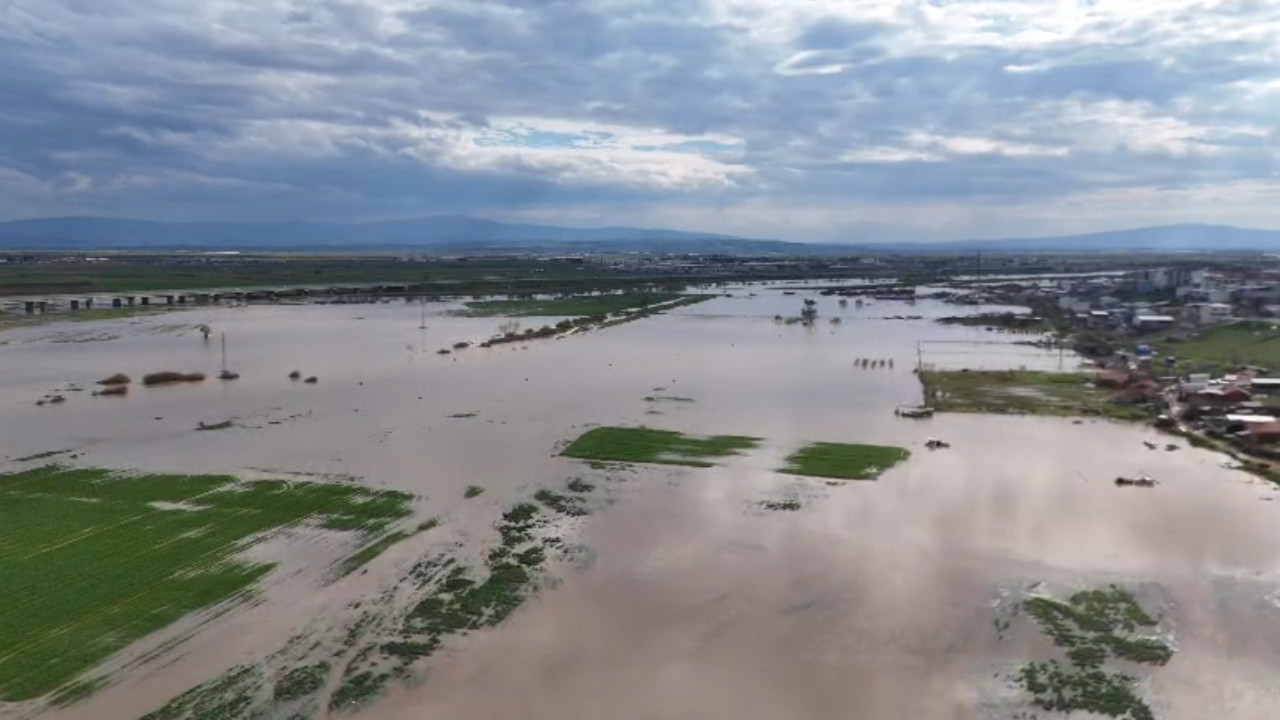 Karacabey Ovası sular altında kaldı: 10 bin dönüm tarım arazisi zarar gördü