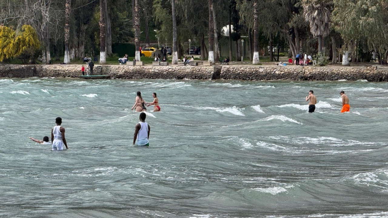 Muğla’da deniz sezonu erken açıldı