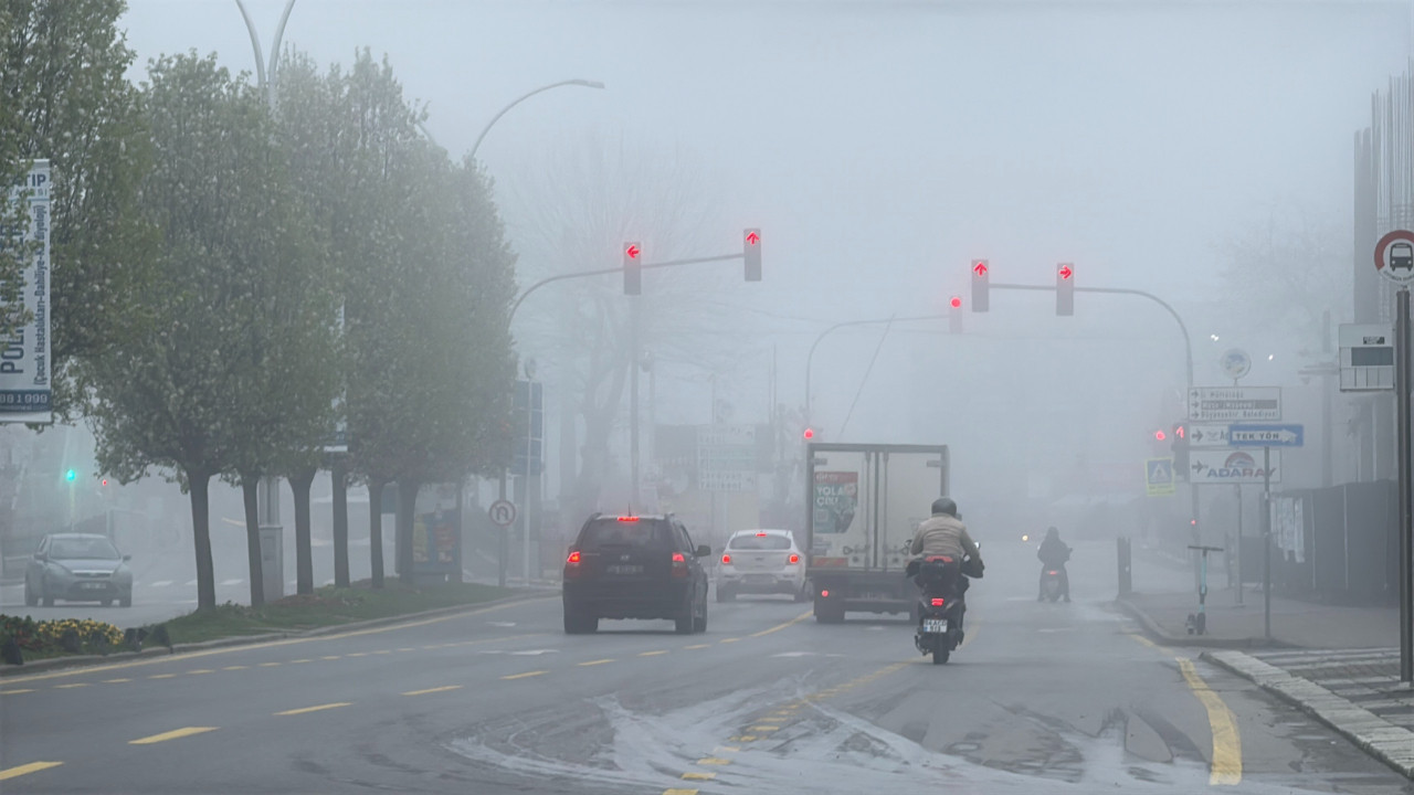 Sis çöktü, görüş mesafesi 10 metreye kadar düştü