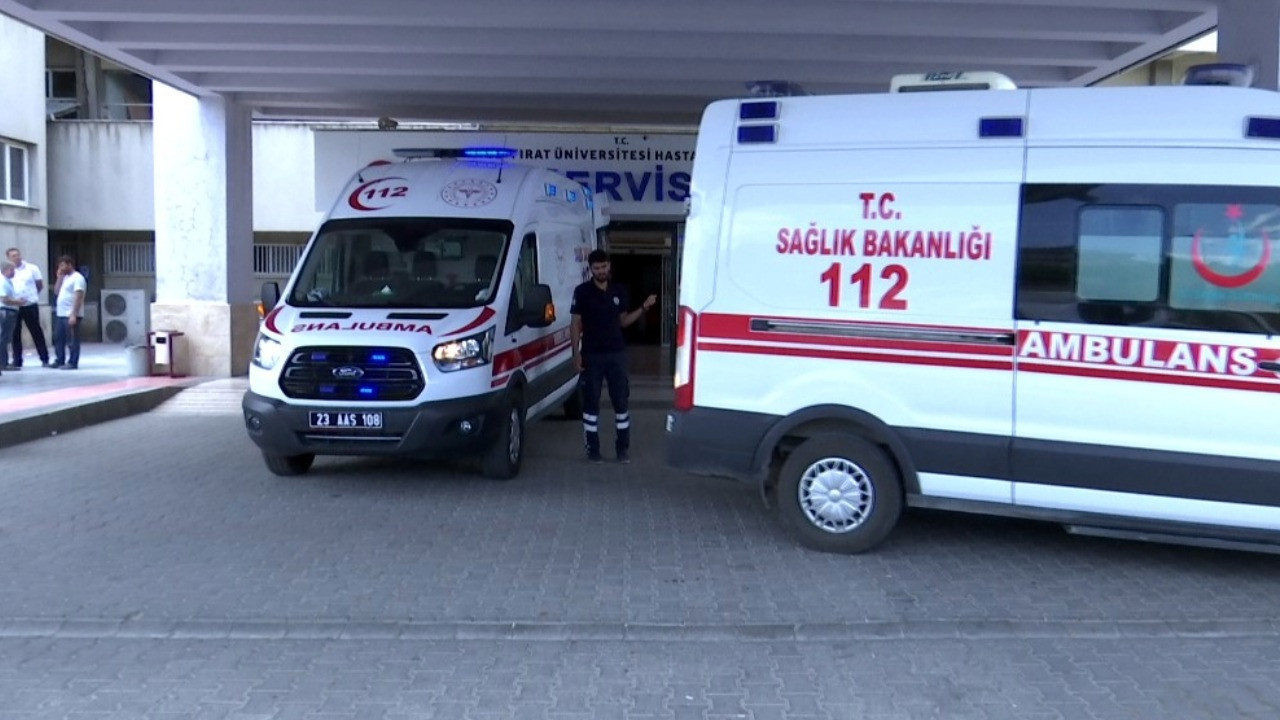 Elazığ’da iskele çöktü; 4 işçi yaralandı