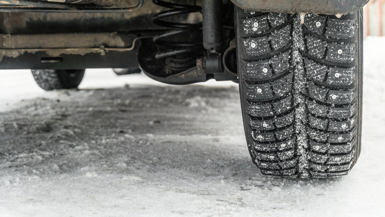 Kış lastiği dönemi bitiyor, ücretler el yakıyor