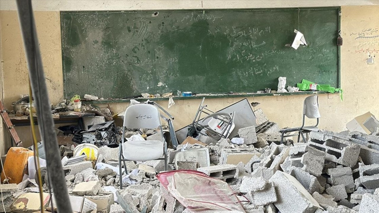 Kızını okuldan almaya giderken öldürüldü