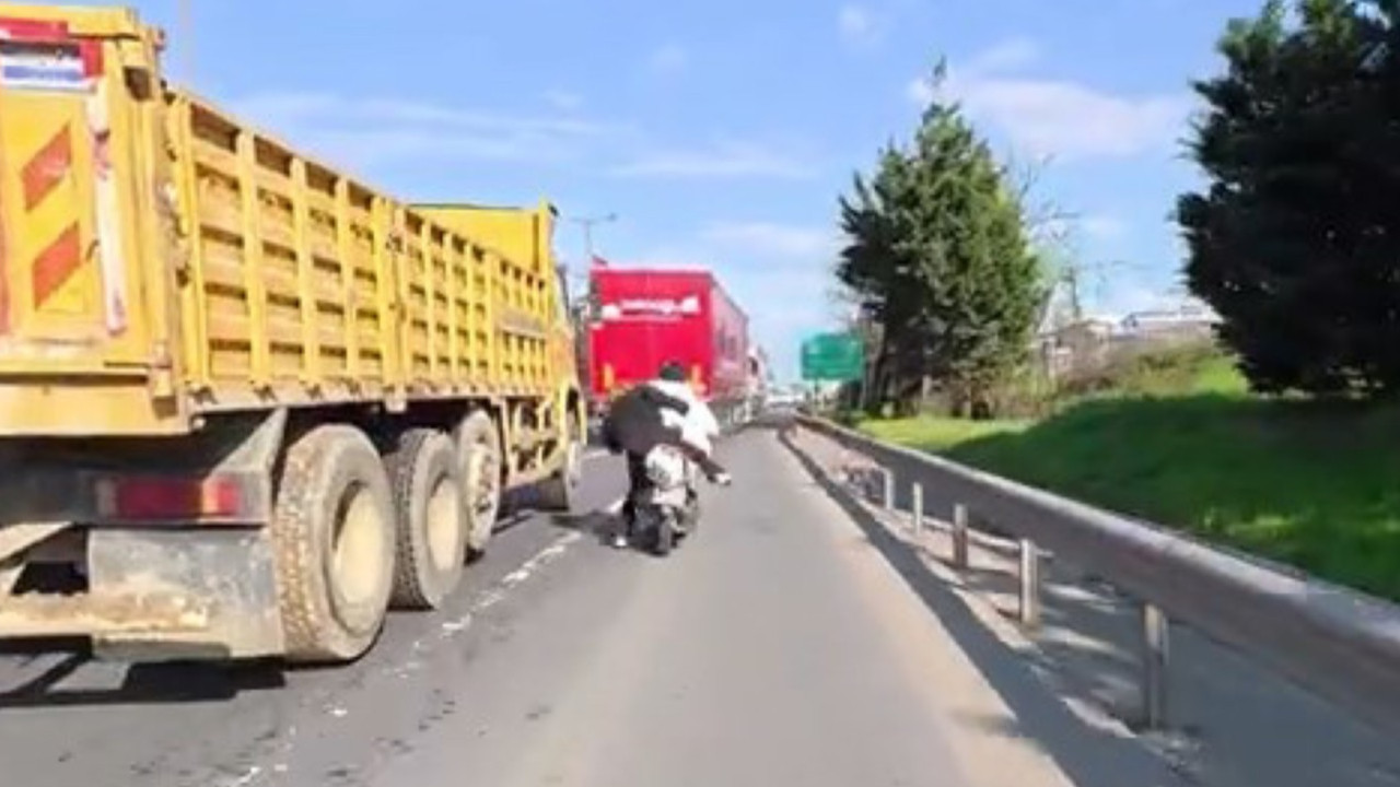 Motosiklet üstünde kadına şiddet: Az kalsın ölüyorlardı