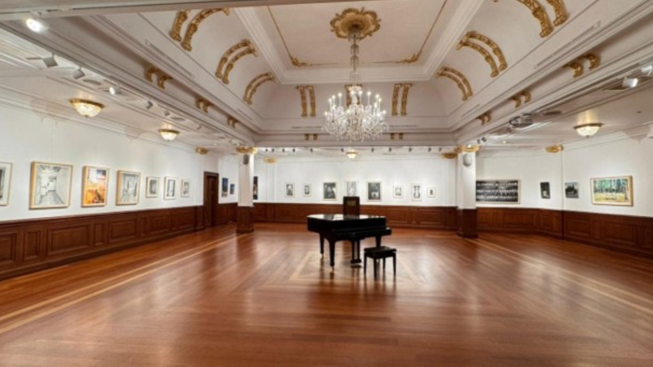 Bu sergi tefekkürün önemini hatırlatıyor