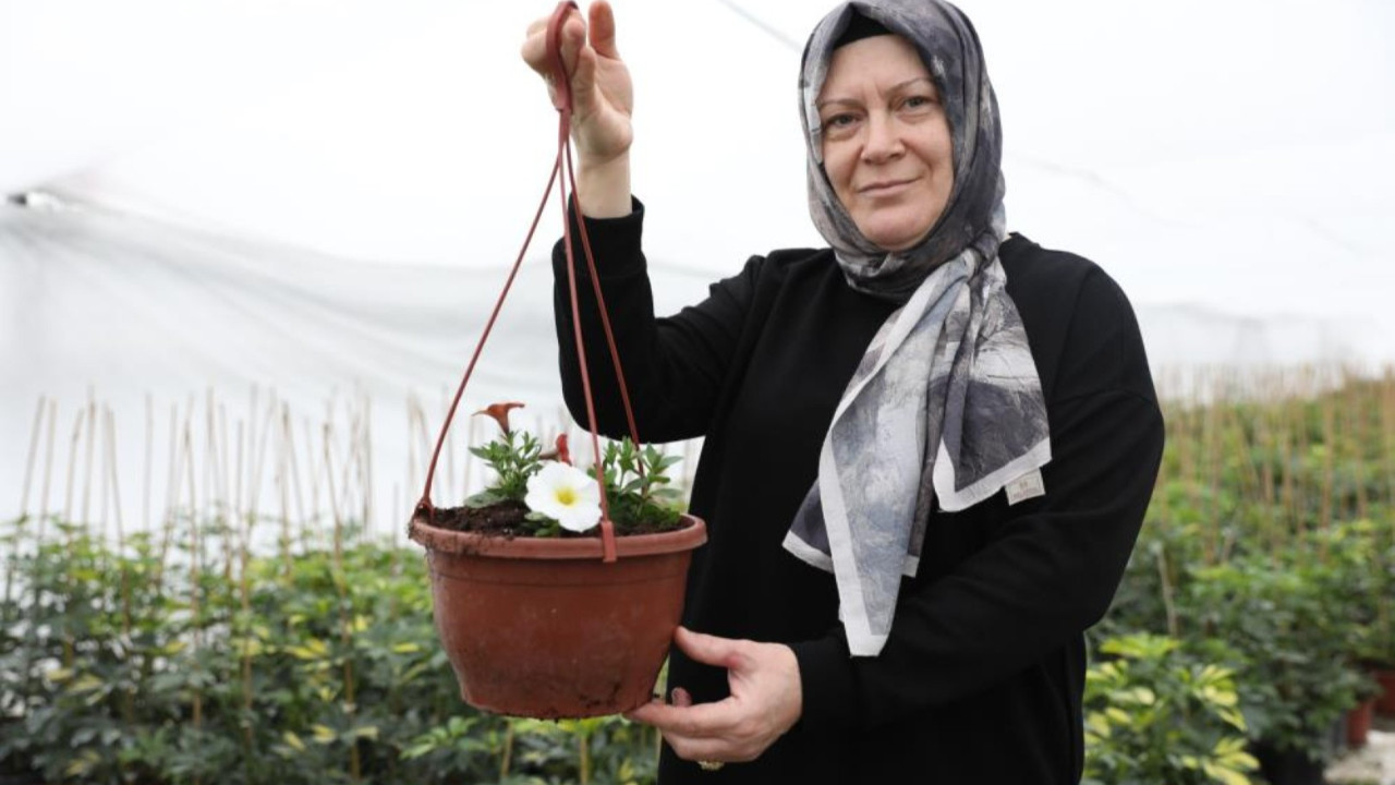 Ev hanımlığından patronluğa: Ayda 100 bin lira kazanıyor