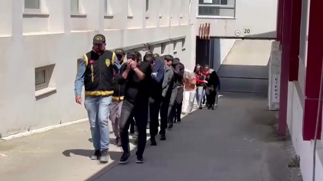 Fuhuş operasyonunda 9 kadın kurtarıldı: 12 tutuklama