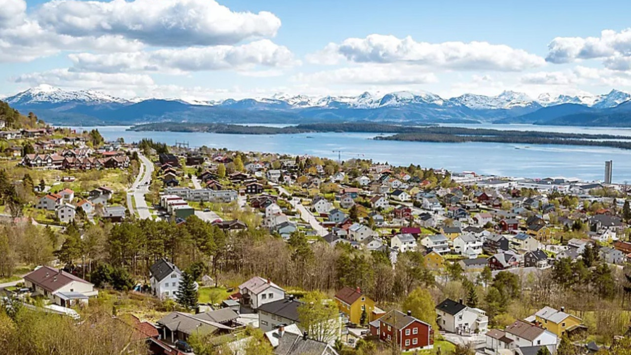 Sahil köyü yıkılma riskiyle karşı karşıya